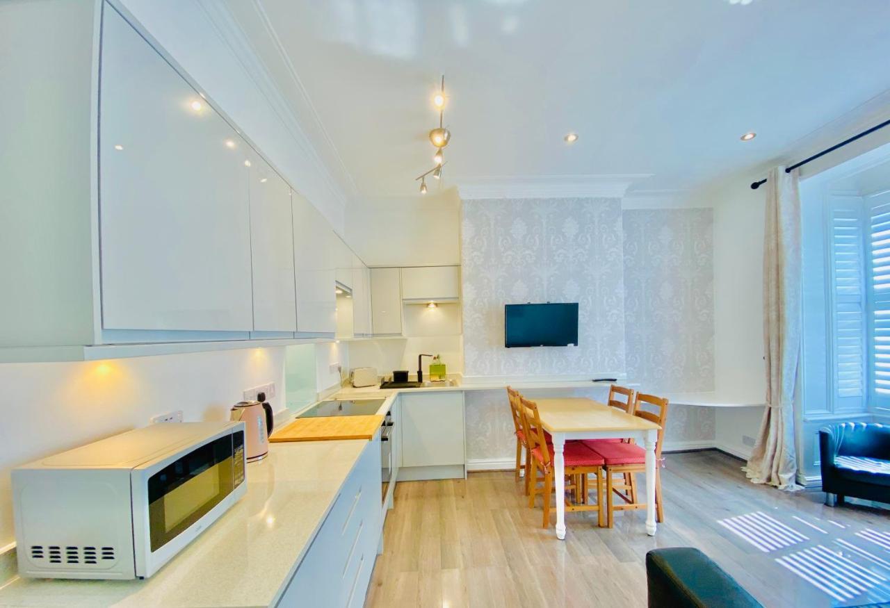 York City Center Apartments With Free Private Parking Exterior photo